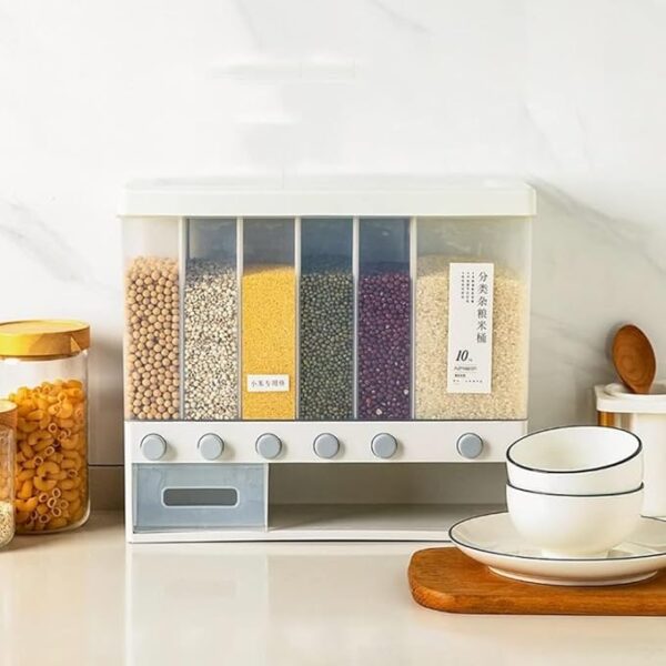 Multi-compartment Rice, Grain and dry food container.